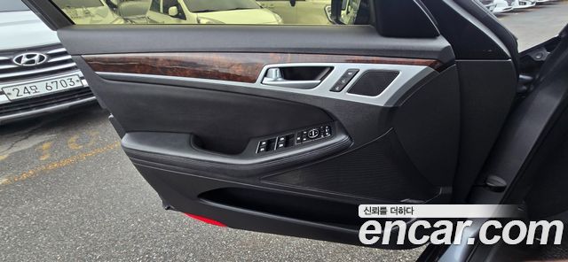 Hyundai Genesis 2015 — photo 13