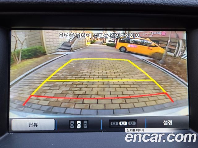 Hyundai Genesis 2013 — photo 17