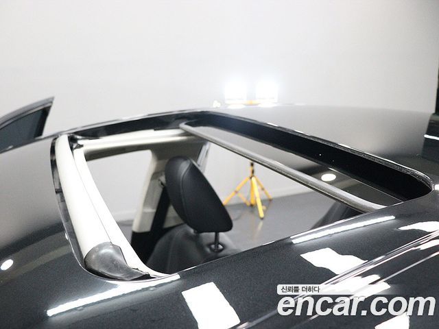 Lexus ES 2021 — photo 15