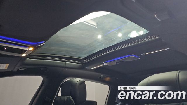 Mercedes-Benz S-Class 2023 — photo 19
