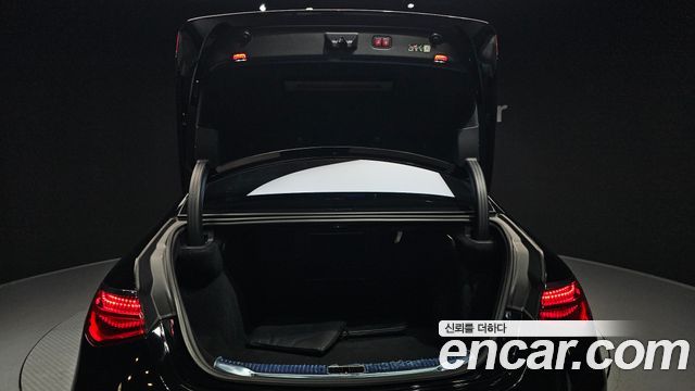Mercedes-Benz S-Class 2023 — photo 20
