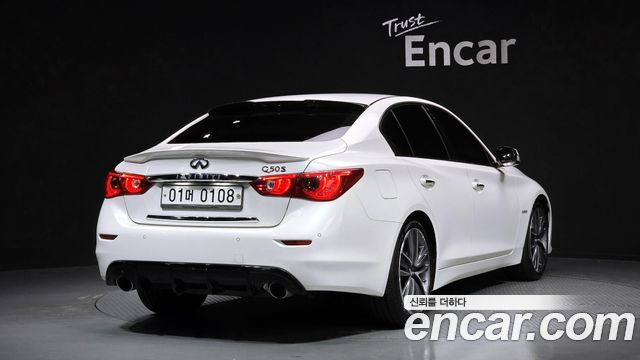 Infiniti Q50 2016 — photo 2