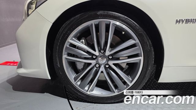 Infiniti Q50 2016 — photo 5