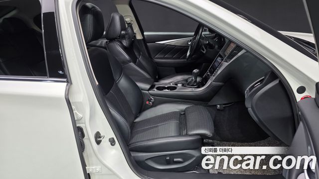 Infiniti Q50 2016 — photo 10
