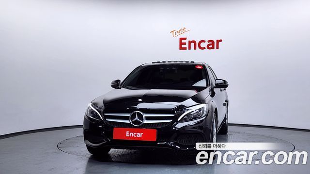 Mercedes-Benz C-Class 2017 — photo 3