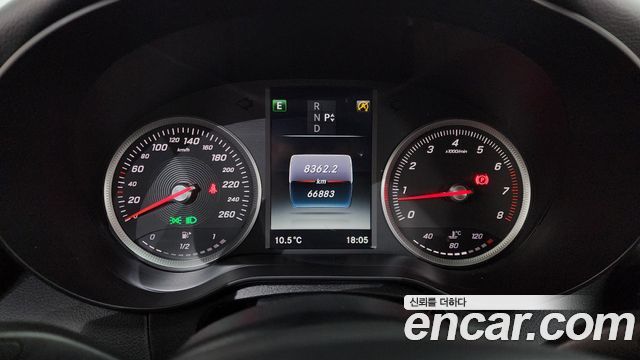 Mercedes-Benz C-Class 2017 — photo 8