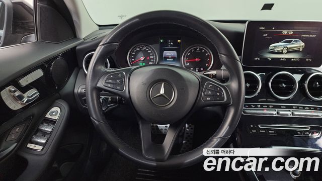 Mercedes-Benz C-Class 2017 — photo 13