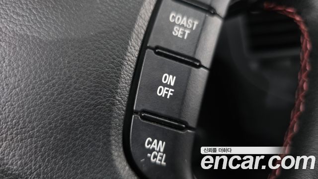 Mitsubishi Pajero 2009 — photo 16