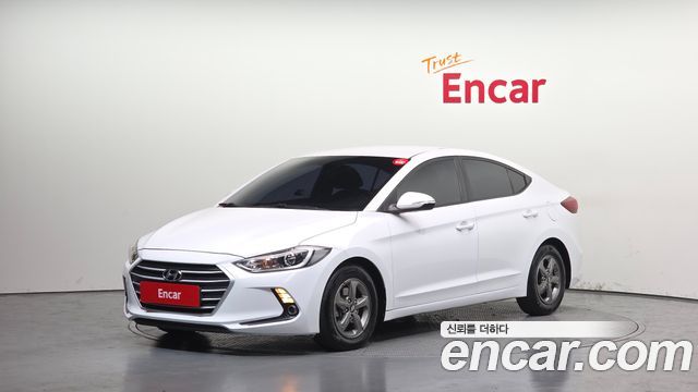 Hyundai AVANTE 2017 — photo 1
