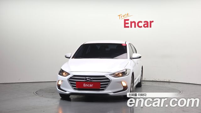 Hyundai AVANTE 2017 — photo 3