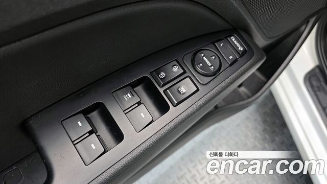 Hyundai AVANTE 2017 — photo 14