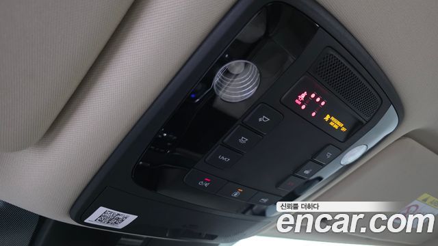 Kia Canival 2021 — photo 14