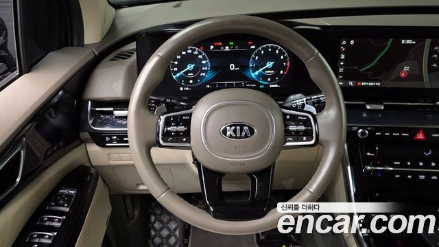 Kia Canival 2021 — photo 15