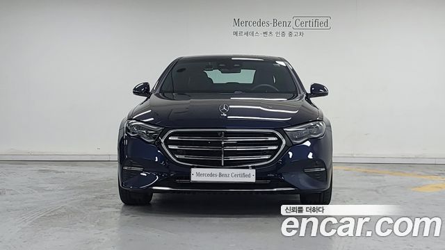 Mercedes-Benz E-Class 2025 — photo 3