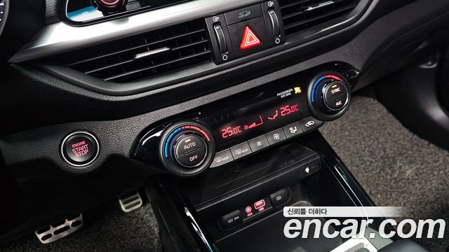 Kia K3 2021 — photo 14