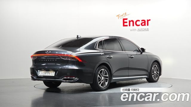 Hyundai Grandeur 2021 — photo 2
