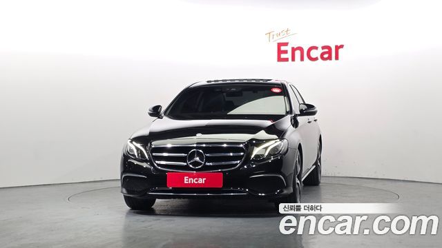 Mercedes-Benz E-Class 2020 — photo 3
