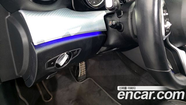 Mercedes-Benz E-Class 2020 — photo 15