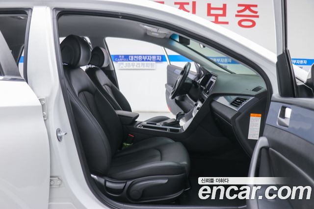 Hyundai Sonata 2016 — photo 10