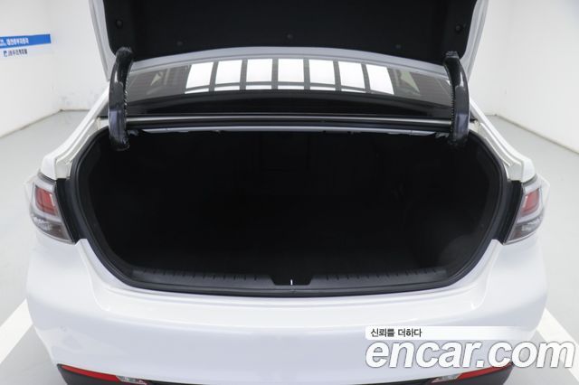 Hyundai Sonata 2016 — photo 19