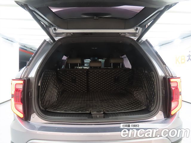 KG Mobility Torres 2023 — photo 9