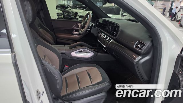 Mercedes-Benz GLE-Class 2023 — photo 9
