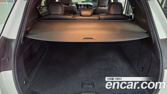 Mercedes-Benz GLE-Class 2023 — photo 11