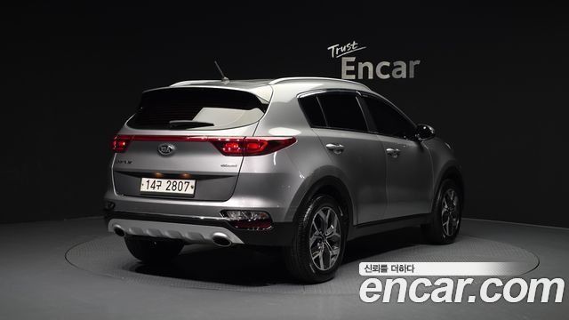 Kia Sportage 2019 — photo 2