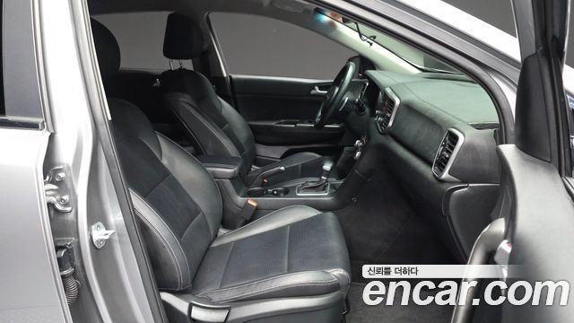 Kia Sportage 2019 — photo 11