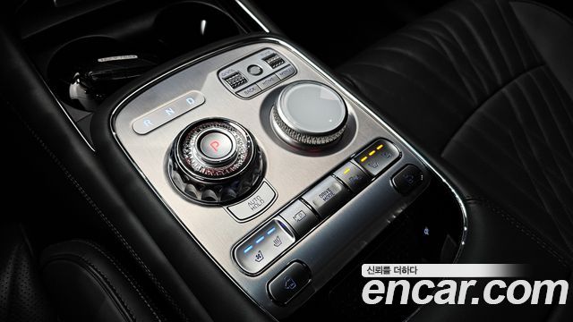 Genesis G90 2023 — photo 9