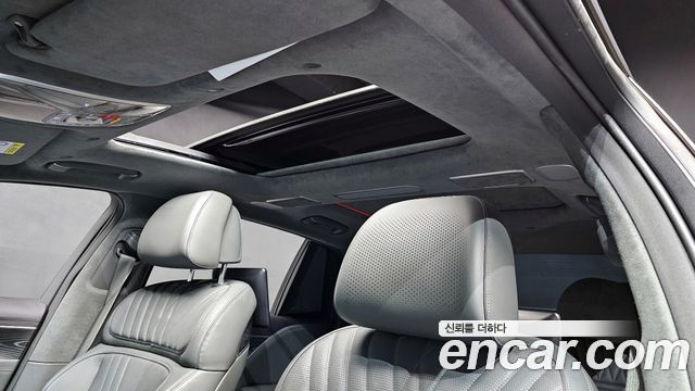 Genesis G90 2023 — photo 18
