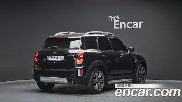 Mini Countryman 2021 — photo 2