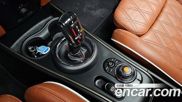 Mini Countryman 2021 — photo 9