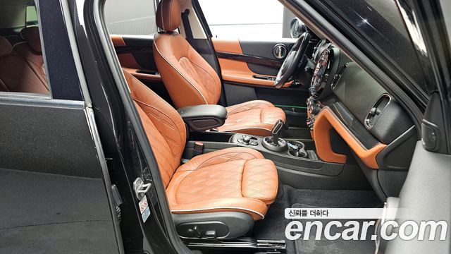 Mini Countryman 2021 — photo 10