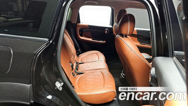 Mini Countryman 2021 — photo 11