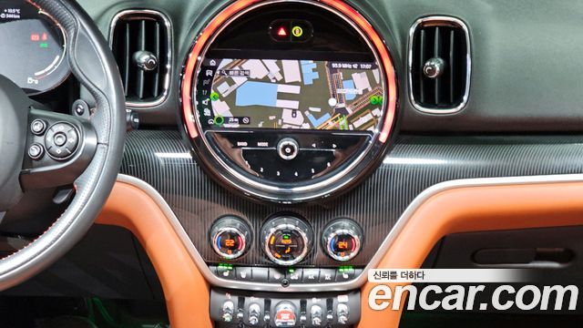 Mini Countryman 2021 — photo 14