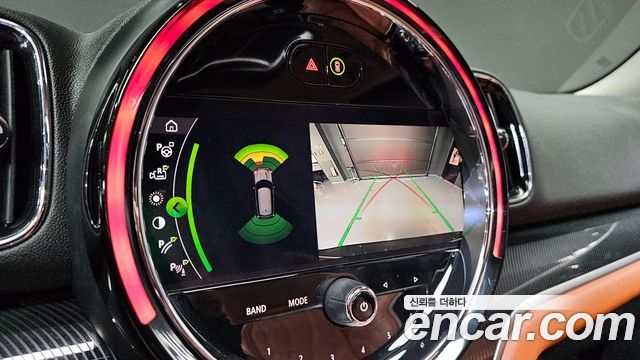 Mini Countryman 2021 — photo 15