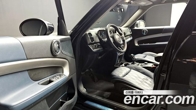 Mini Countryman 2023 — photo 11