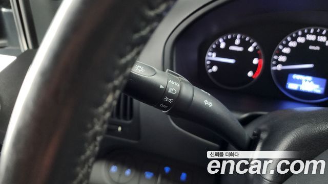 Hyundai Starex 2019 — photo 15