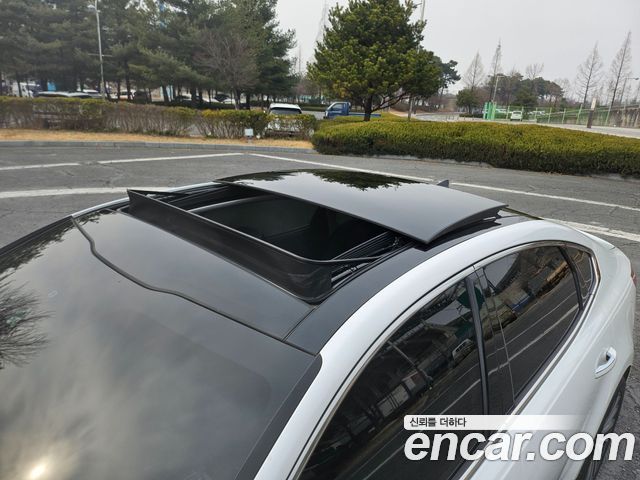 Kia K7 2018 — photo 9