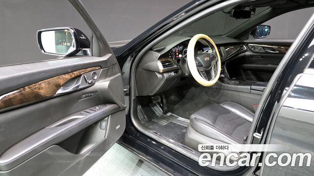 Cadillac CT6 2017 — photo 10