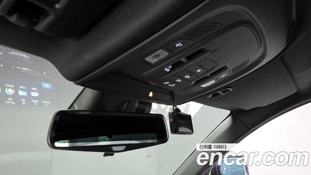 Cadillac CT6 2017 — photo 17