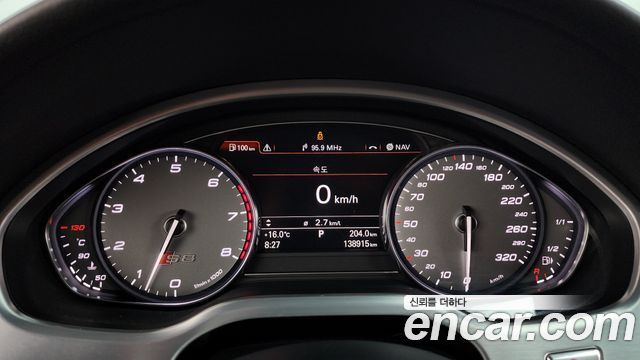 Audi S8 2013 — photo 8