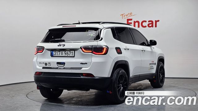 Jeep Compass 2019 — photo 2