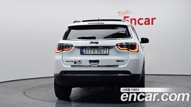 Jeep Compass 2019 — photo 4