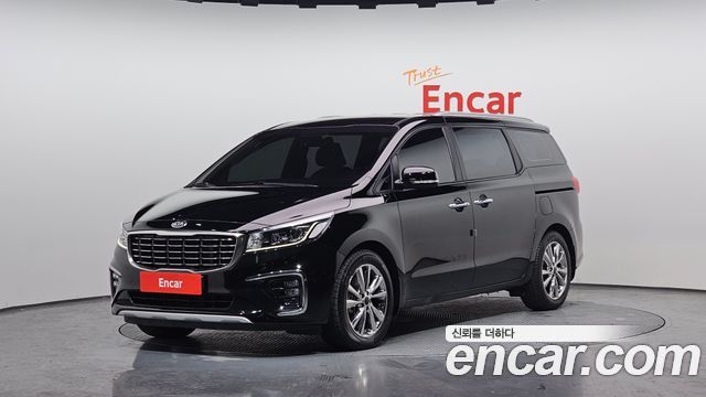 Kia Canival 2019 — photo 1
