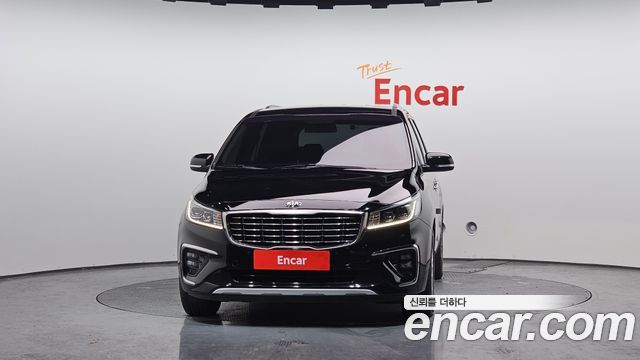 Kia Canival 2019 — photo 3