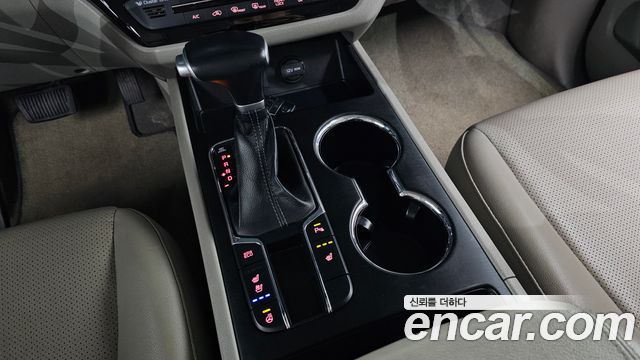 Kia Canival 2019 — photo 9