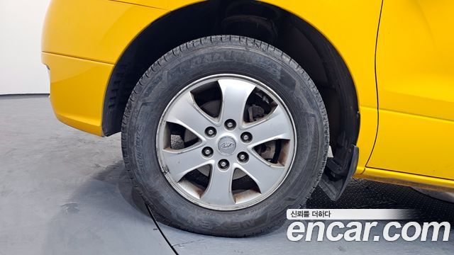 Hyundai Starex 2015 — photo 5