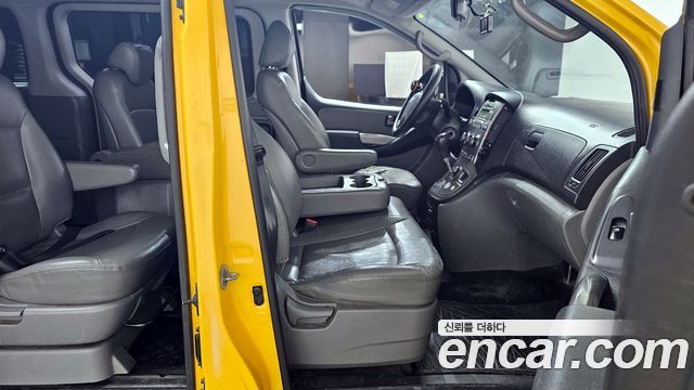 Hyundai Starex 2015 — photo 10
